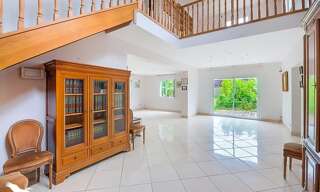Maison 8 Pièces 228 m² à vendre à Pessac (33600)