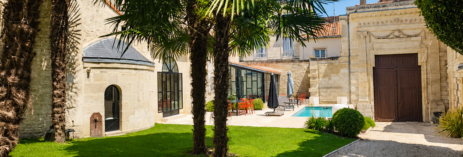 Maison 10 Pièces 276 m² à vendre à Niort (79000)