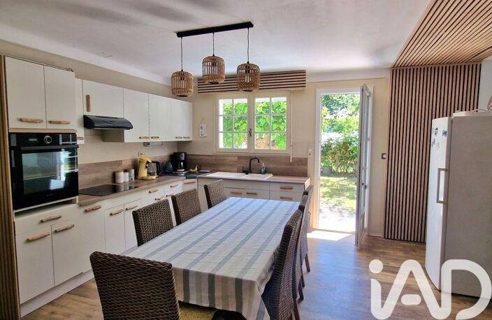 Vente Maison/villa 8 pièces — photo 3
