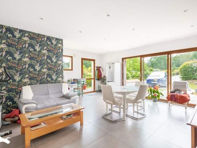 Contemporaine de 5 pièces principales — photo du bien