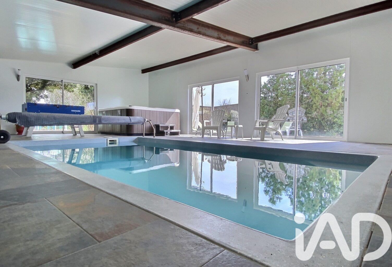 Vente Maison/villa 9 pièces — photo 1