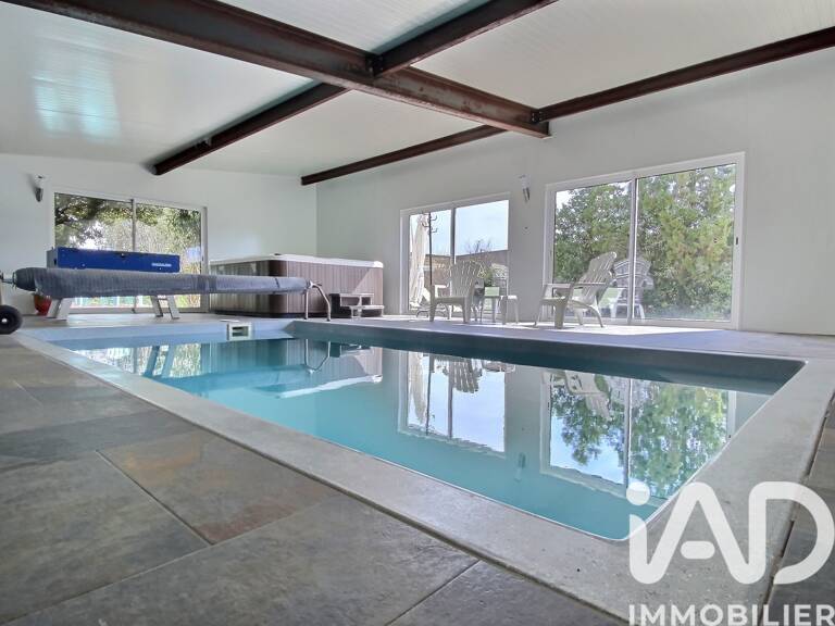 Vente Maison/villa 9 pièces — photo 1