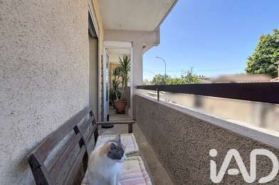 Appartement 4 pièces 240000 €