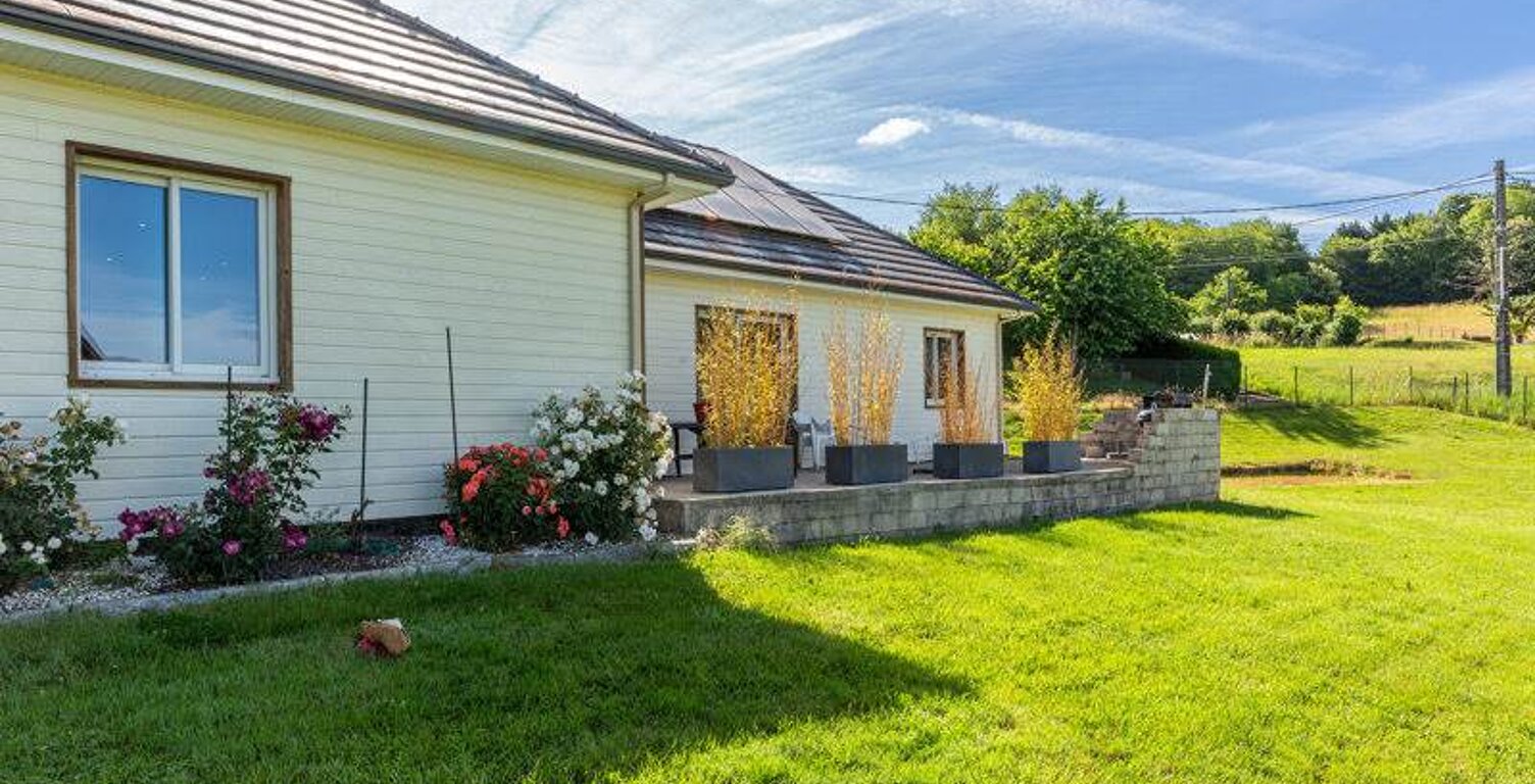 Vente maison 6 pièces 146 m² Condat-sur-Ganaveix (19140) — photo 1