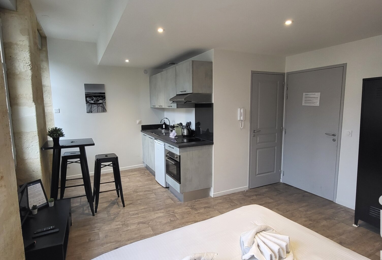 Vente Studio 1 pièce — photo 1