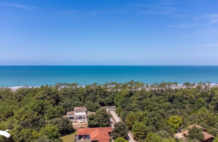 Vente maison 9 pièces 332 m² Soulac-sur-Mer (33780) — photo 2