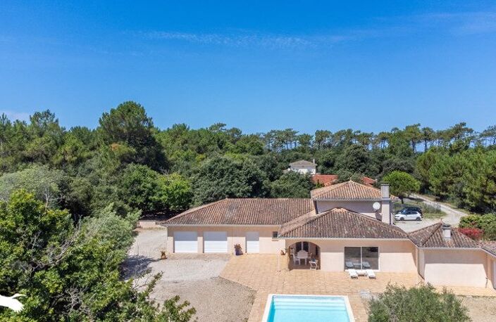 Vente maison 9 pièces 332 m² Soulac-sur-Mer (33780) — photo 3