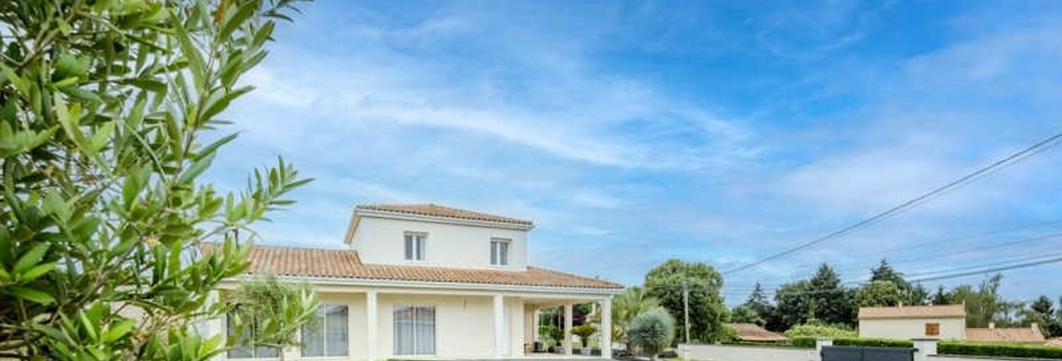 Maison 4 Pièces 90 m² à vendre à La Rochefoucauld-en-Angoumois (16110)
