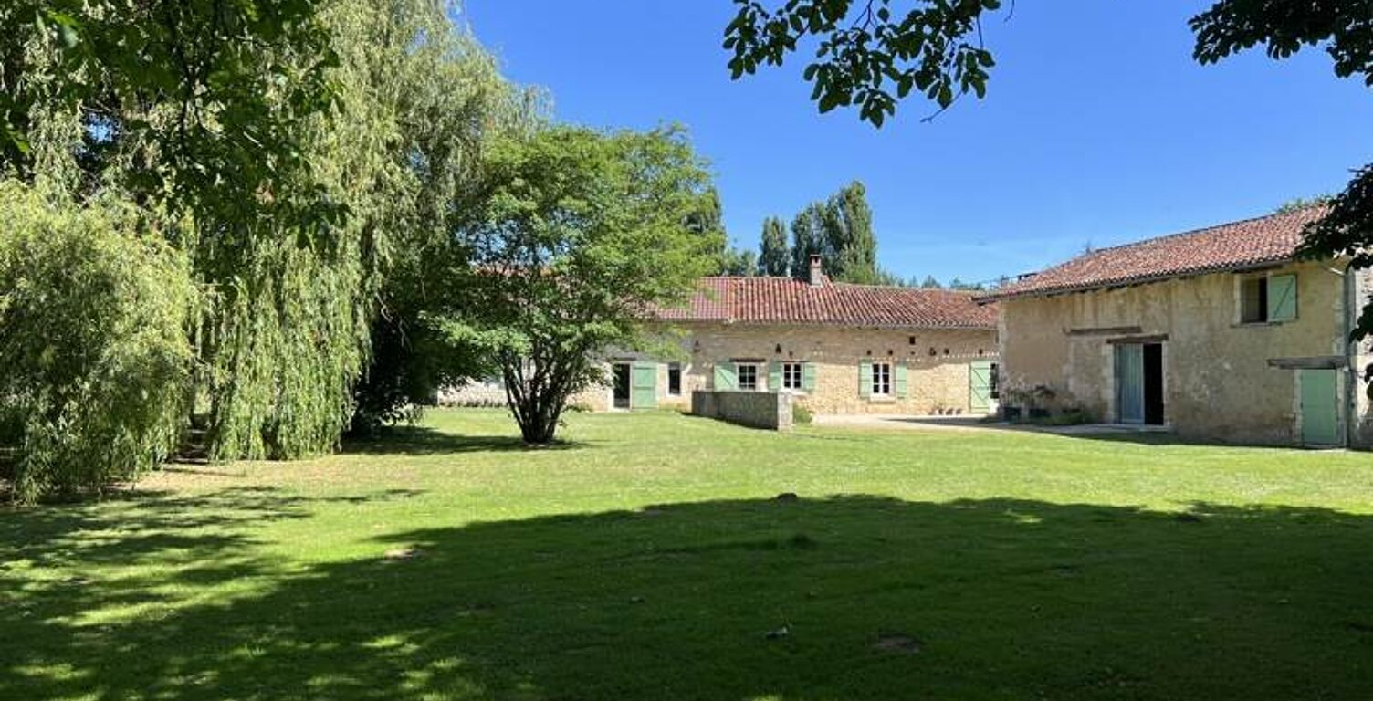 Corps de Ferme de 7 pièces principales — photo 1