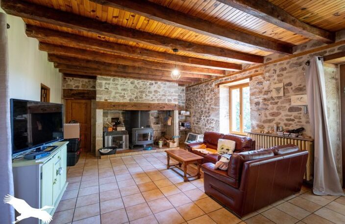 Maison en pierre de 6 pièces principales — photo 5