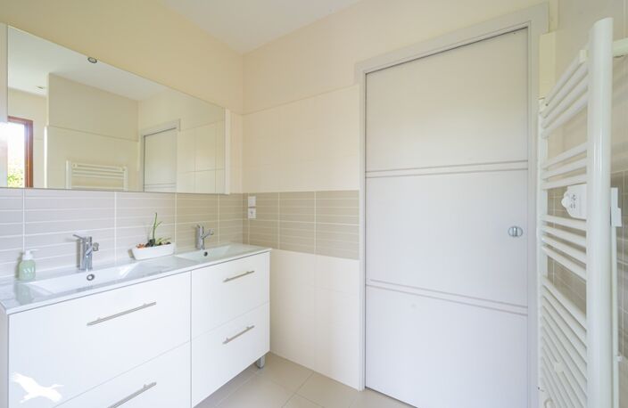 Contemporaine de 4 pièces principales — photo 5