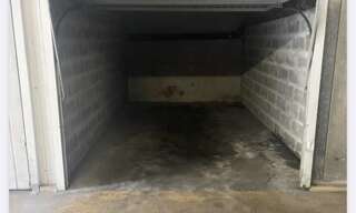 Garage   m² à vendre à Bordeaux (33000)