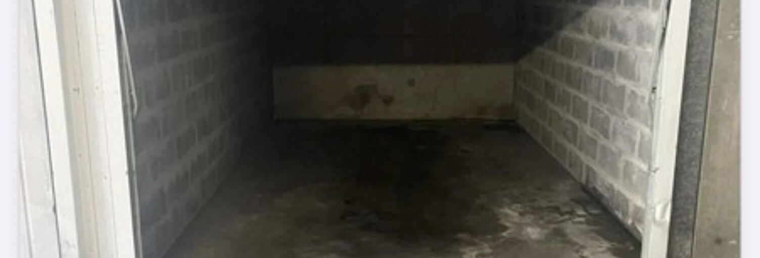 Garage   m² à vendre à Bordeaux (33000)