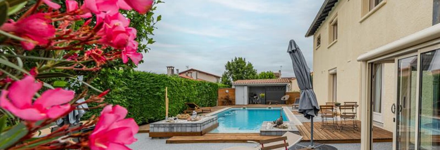 Maison 6 Pièces 181 m² à vendre à Roquettes (31120)