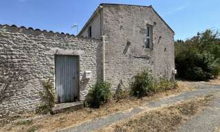 Immeuble   m² à vendre à Nuaillé-d'Aunis (17540)