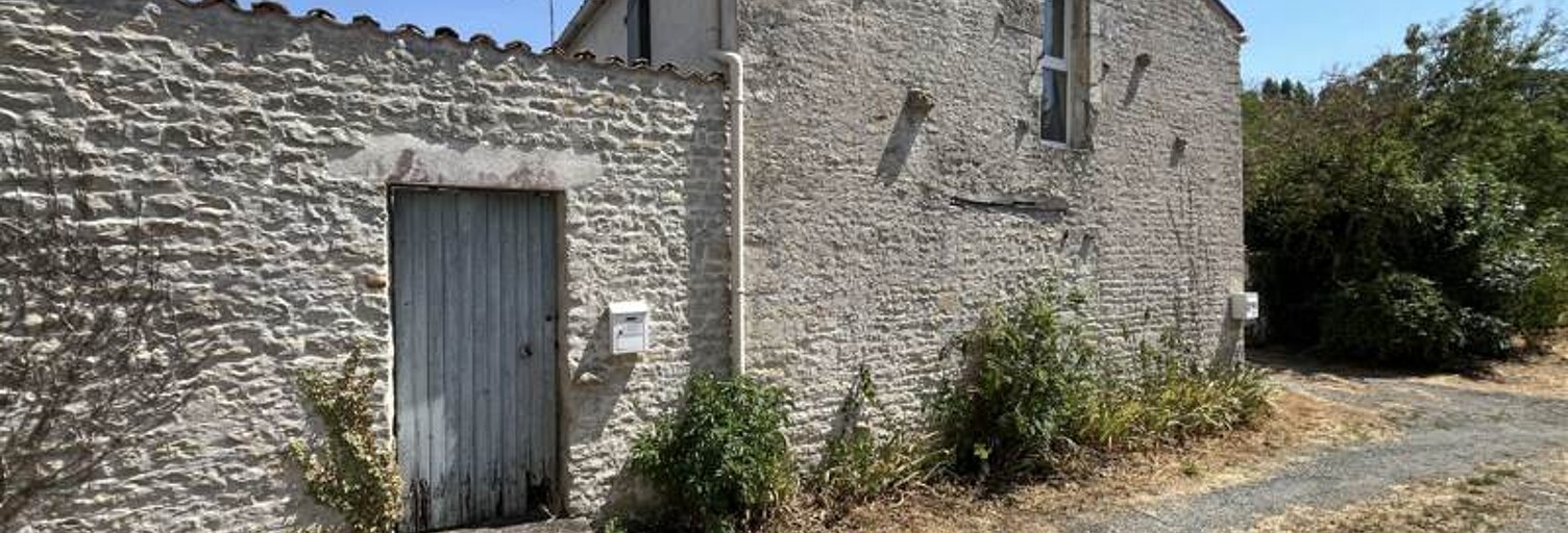Immeuble   m² à vendre à Nuaillé-d'Aunis (17540)