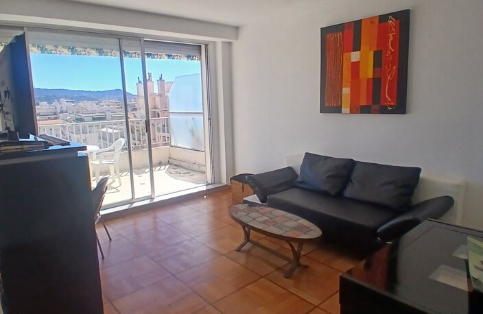 FLEURS BAS GROSSO DERNIER ETAGE — photo 2