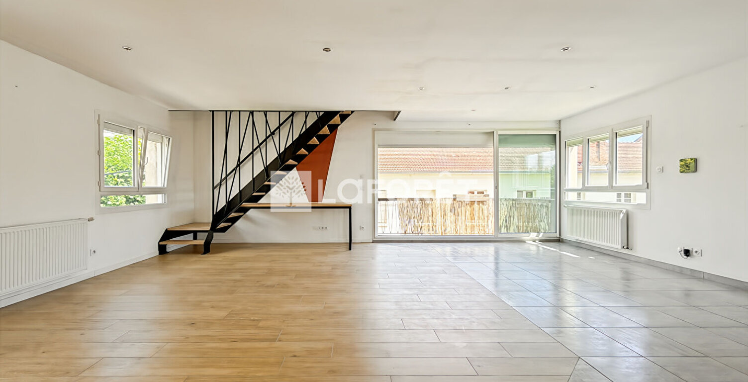 Maison divisée T5 à vendre à Valence - Chateauvert — photo 1
