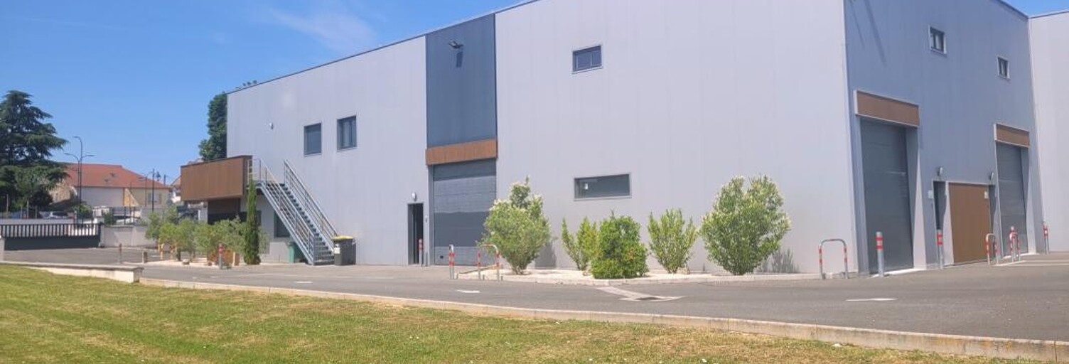 Immeuble  2000 m² à vendre à Coubert (77170)