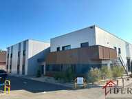 COUBERT - BATIMENT COMMERCIAL + APPARTEMENT — photo 4