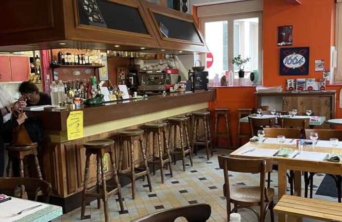 FOND DE COMMERCE BAR/RESTAURANT — photo 3