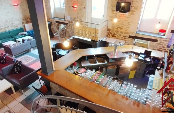 Bâtiment 647 mètres carrés pour investisseurs — photo 2