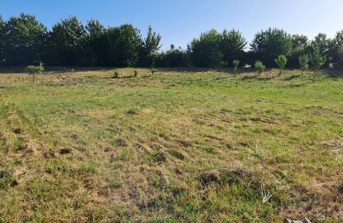Terrain à bâtir à Breuillet (17920) — photo 2