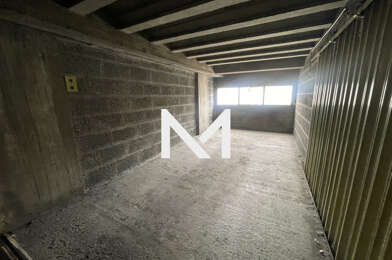 Garage  125 €