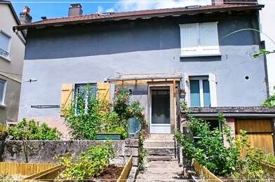 Maison 8 pièces 72000 €