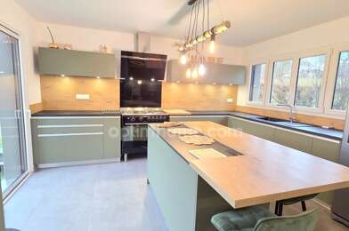 Maison 6 pièces 415000 €