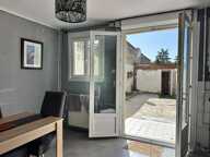 IDEAL PREMIER ACHAT ; maison de ville avec extérieur et dépendance aménageable — photo 3