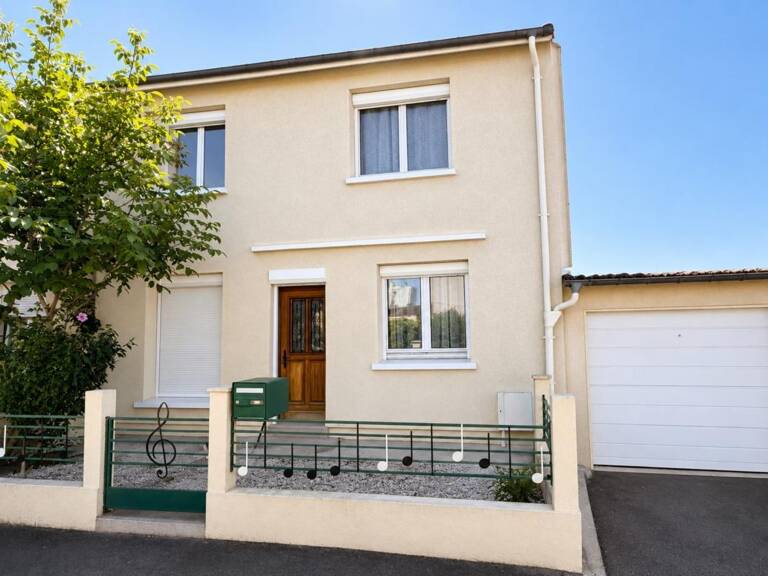 MAISON 3 CHAMBRES AVEC GARAGE ET JARDIN — photo 1