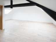 APPARTEMENT AU DEUXIEME ET DERNIER ETAGE - 2 CHAMBRES - PLACE PARKING - CAVE - REFAIT A NEUF — photo 4