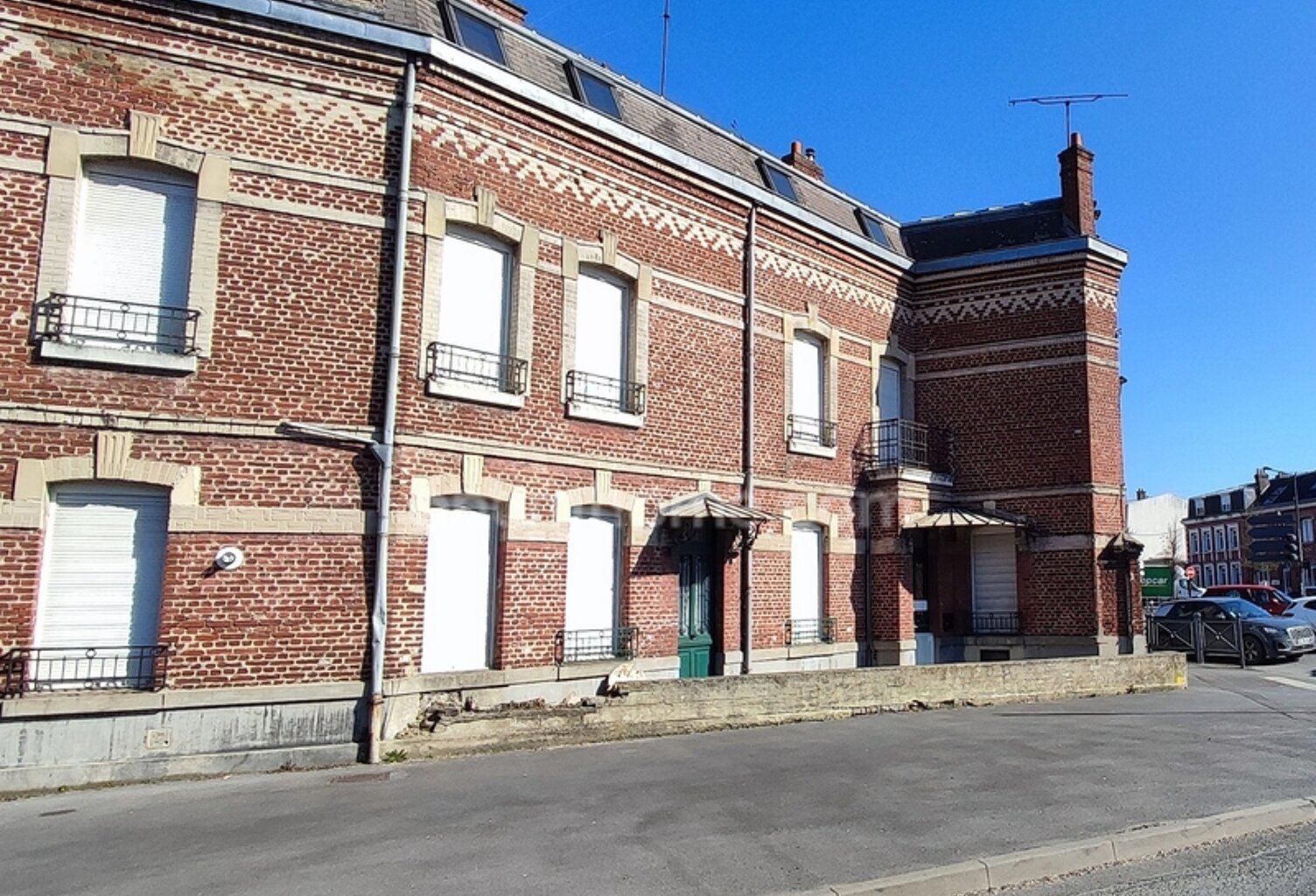Immeuble à vendre SAINT QUENTIN (02) — photo 1