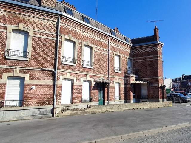 Immeuble à vendre SAINT QUENTIN (02) — photo du bien
