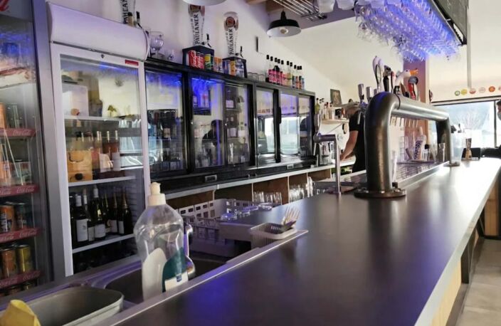 Fonds de commerce BAR À BIÈRES – AFTERWORK – ÉVÉNEMENTIEL – RESTAURATION – CAVE - LA BAULE ESCOUBLAC (44) — photo 2