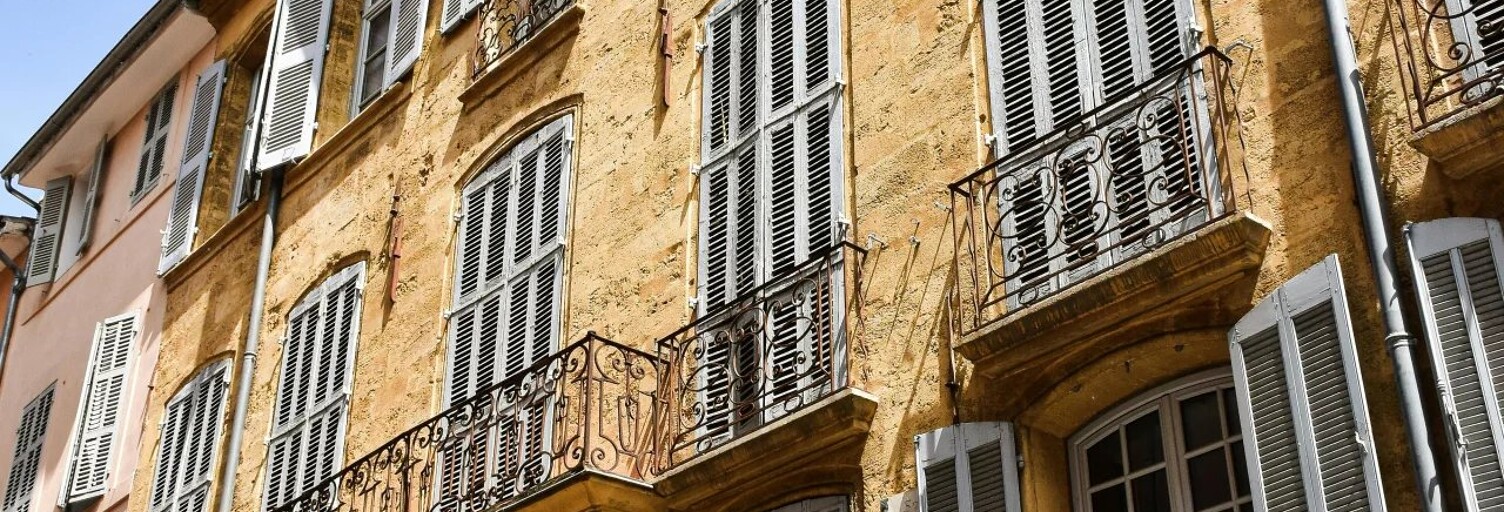 Immeuble  175 m² à vendre à Apt (84400)
