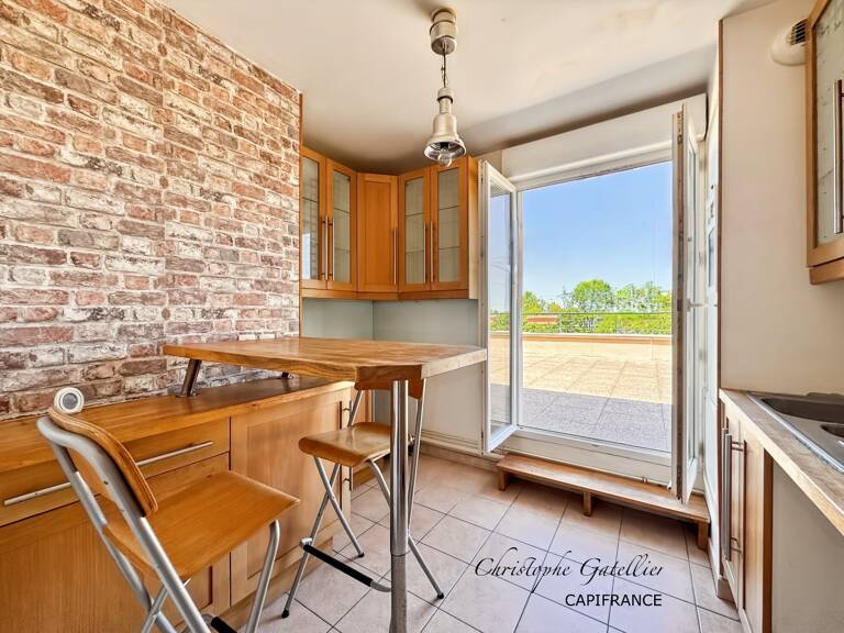 DERNIER ÉTAGE T4 (3 chambres) AVEC TERRASSE DE 65 M² — photo 1