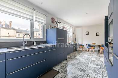 Maison 5 pièces 900000 €