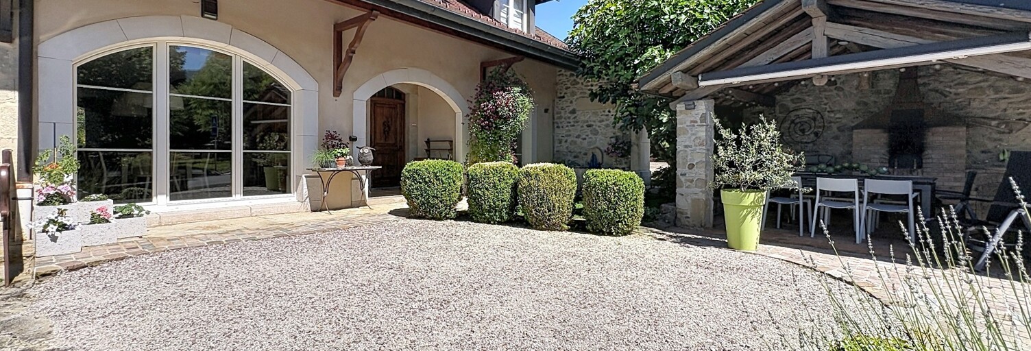 Maison 5 Pièces 214 m² à vendre à Cernex (74350)