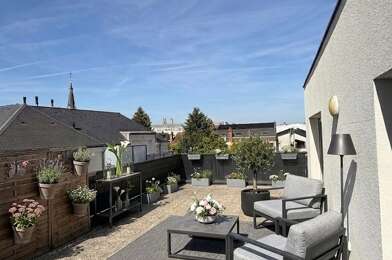 Appartement 5 pièces 330750 €