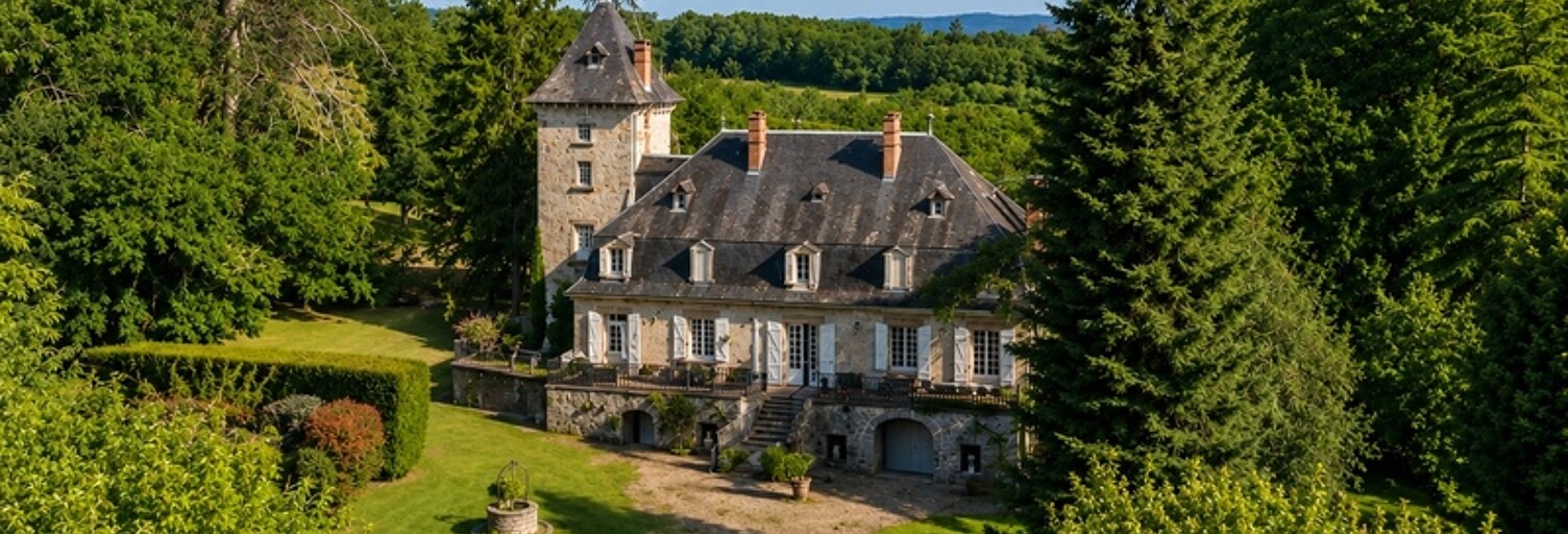 Maison 17 Pièces 314 m² à vendre à Curemonte (19500)