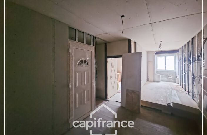 Immeuble en pierre à fort potentiel au centre de Puymirol — photo 5