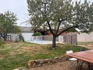 MAISON FAMILIALE DE 143M2, PISCINE, HANGAR DE 300M2 ET TERRAIN CLOS DE 1136M2 — photo 2