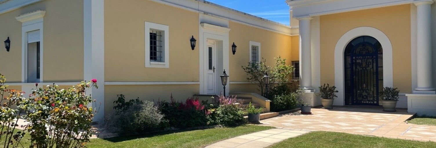 Maison 10 Pièces 388 m² à vendre à Seilh (31840)
