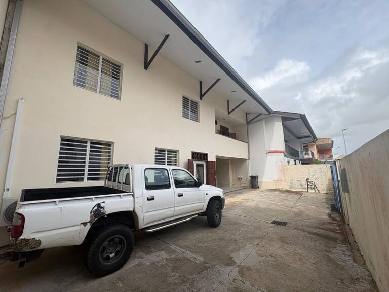 Immeuble à vendre CAYENNE (973) — photo 1