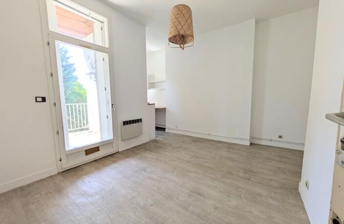 Studio lumineux avec loggia plein sud – Bordeaux quartier La Bastide / Jardin Botanique — photo 3