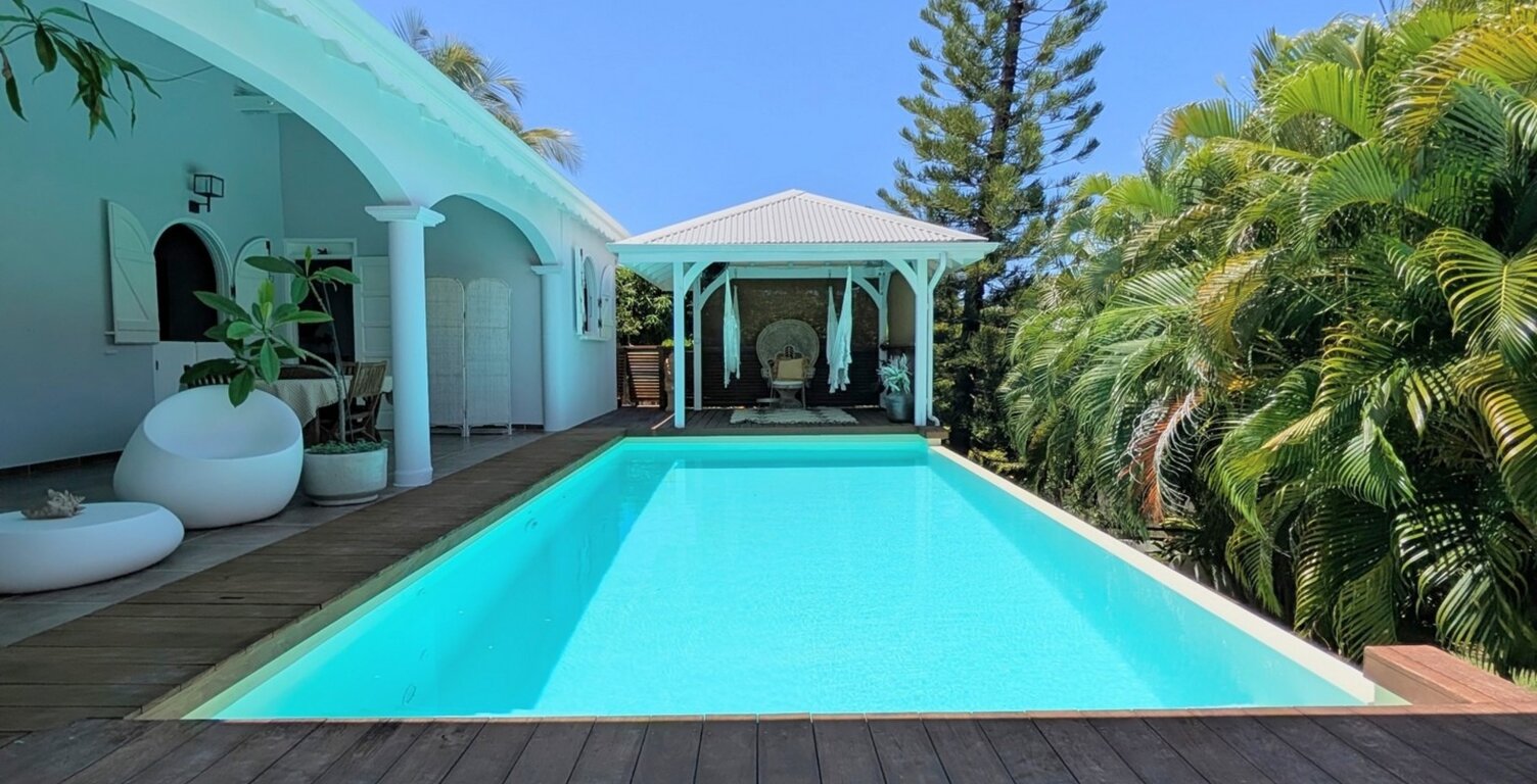 Superbe villa ambiance balinaise avec piscine garage en sous-sol et atelier — photo 1