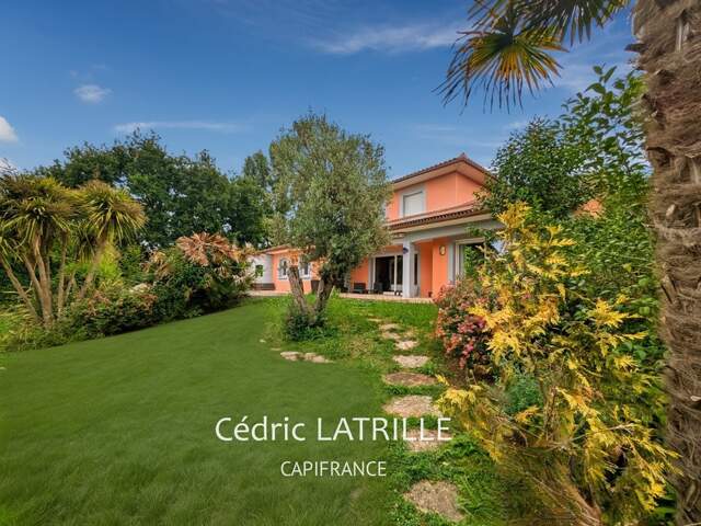 Maison à vendre 6 pièces ORLEIX (65) — photo du bien
