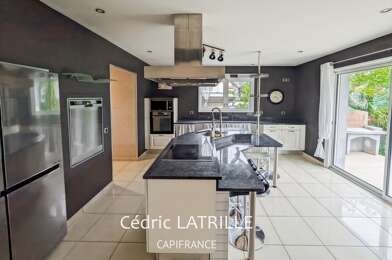 Maison 6 pièces 305000 €
